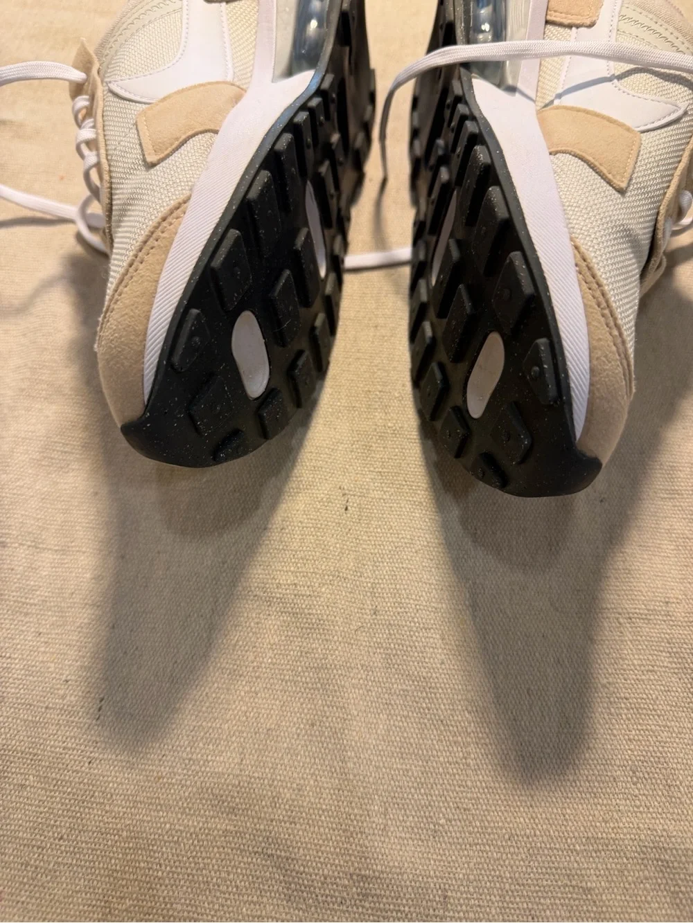 Nike Air Max Pre-Day Training Running Shoes Light Bone Gray DM8259-002 Womens